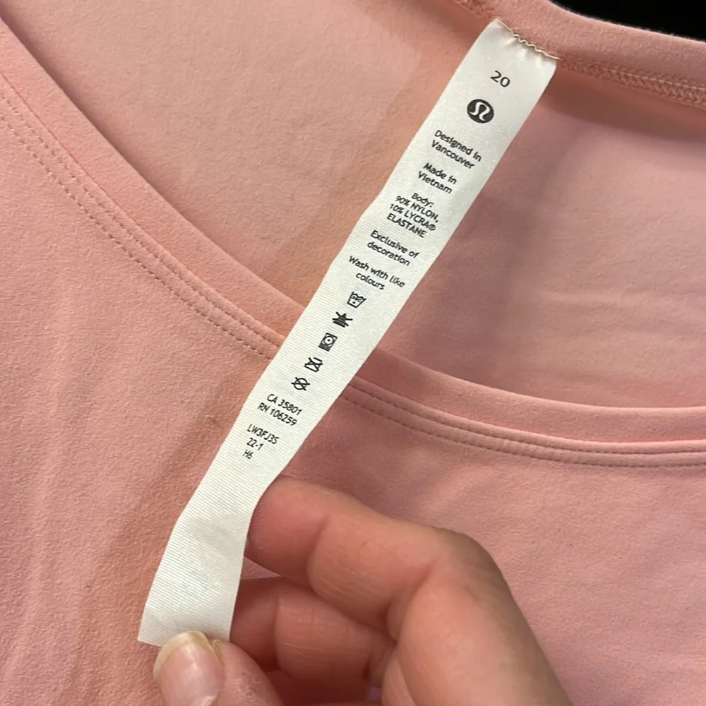 Lululemon Pink back in action - Picture 2 of 4